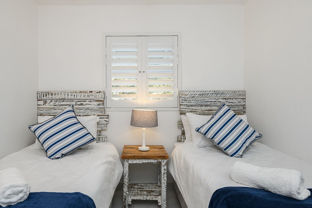 Chakas Cove view 3