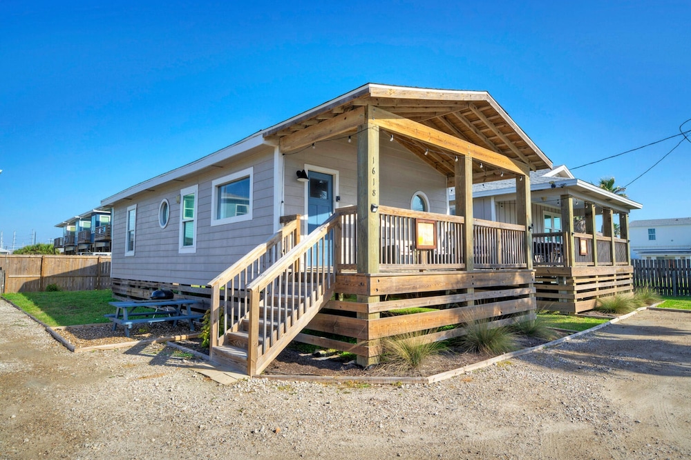 Peyton s Place by Avantstay 2 Blocks to Beach