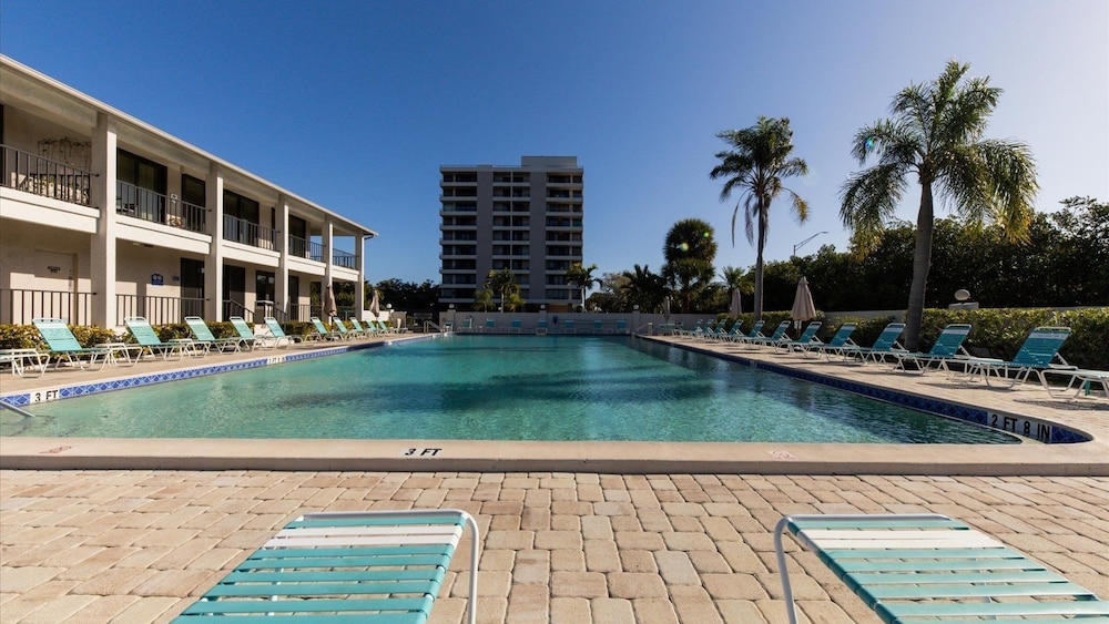 Anchorage Resort 2nd Floor 2 Bedroom Condo Facing IntraCoastal Waters 2 Condo