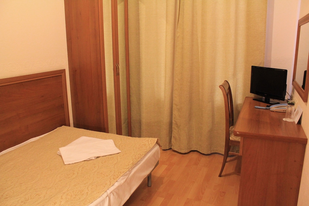 Photo 11