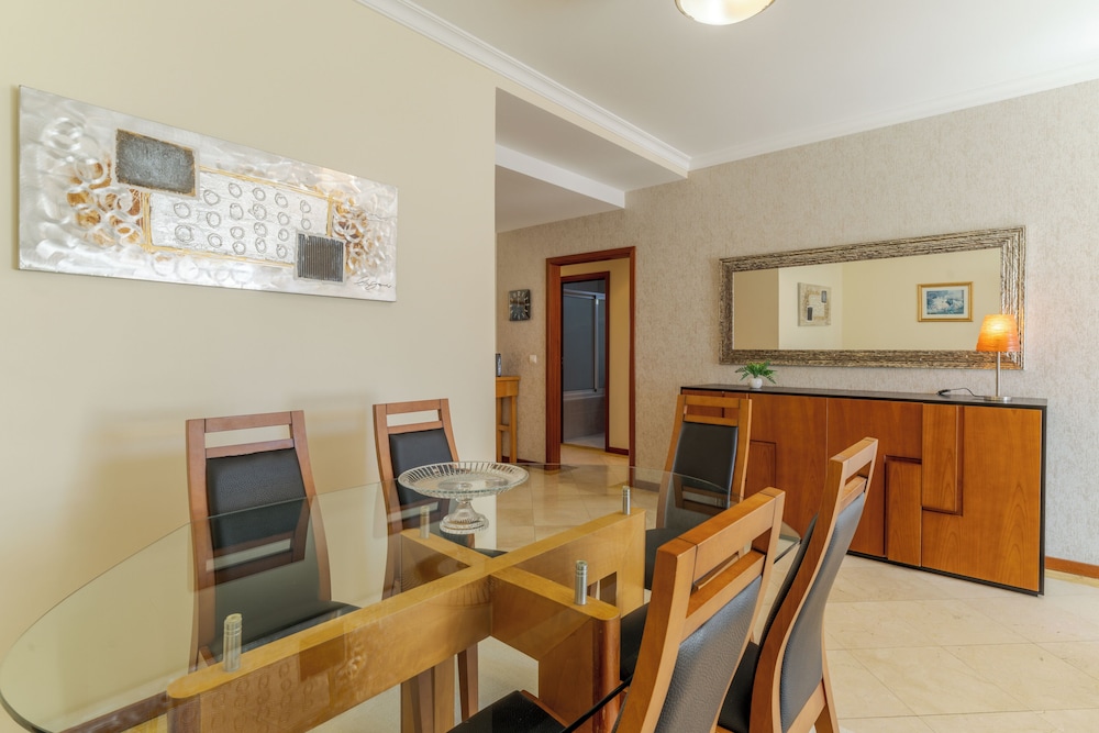 Ivana Apartment by HR Madeira