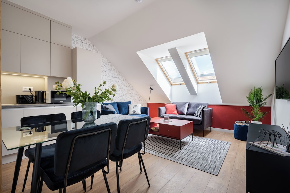 The Rose Garden Apartments