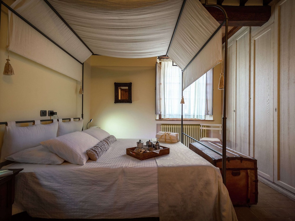 Villa in Cortona With Private Pool view 2