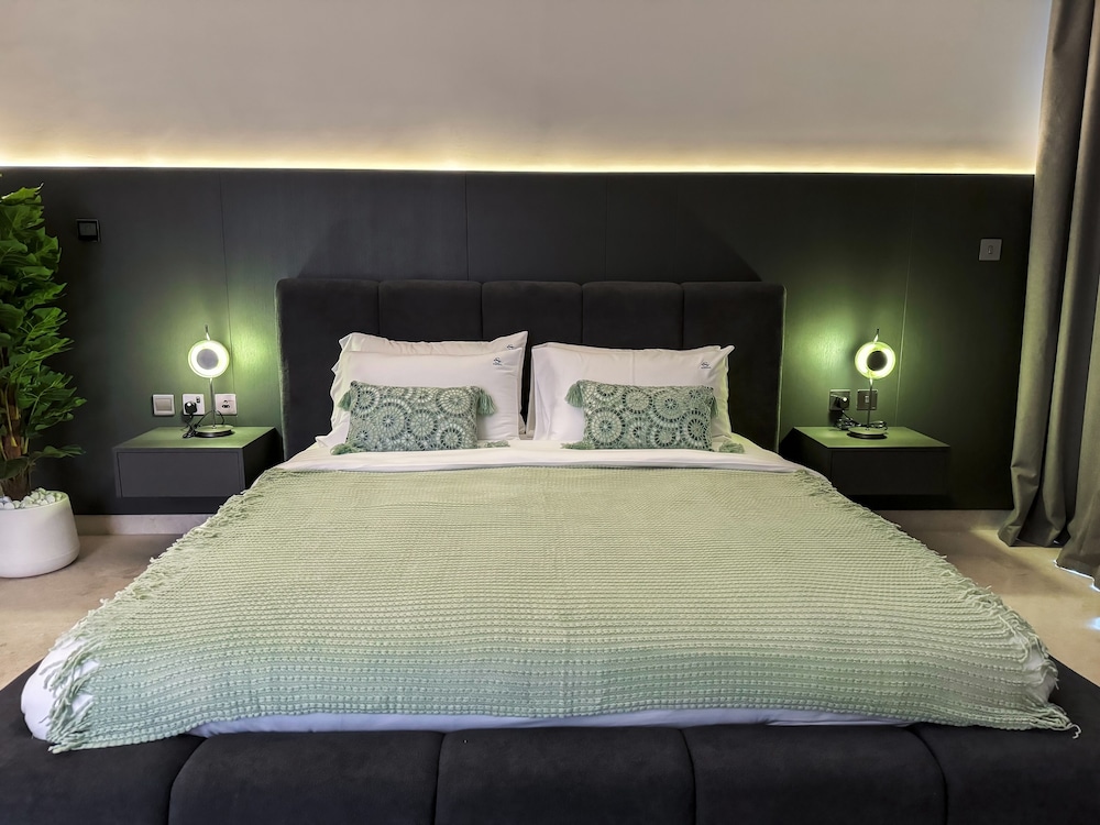 High Floor Burj Khalifa View Apartment