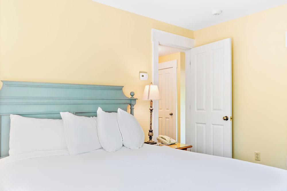 Delamater Inn