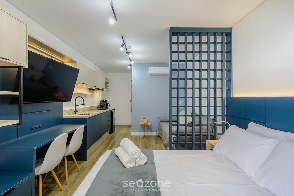 Studios With Side Sea View at Penha Spot PSO - L
