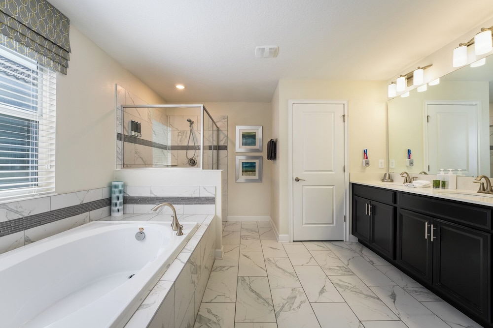 Large 7BR Villa Pool Great for Families
