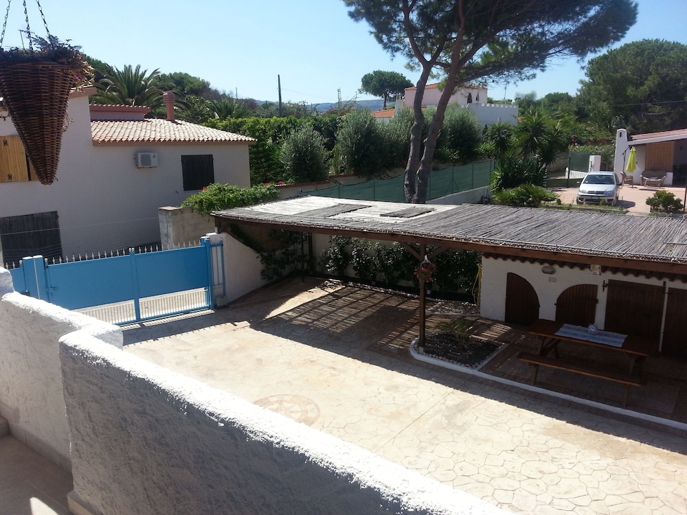 Villa White&Blu