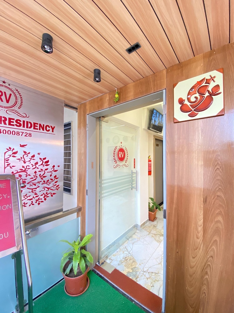 Hotel RV Residency