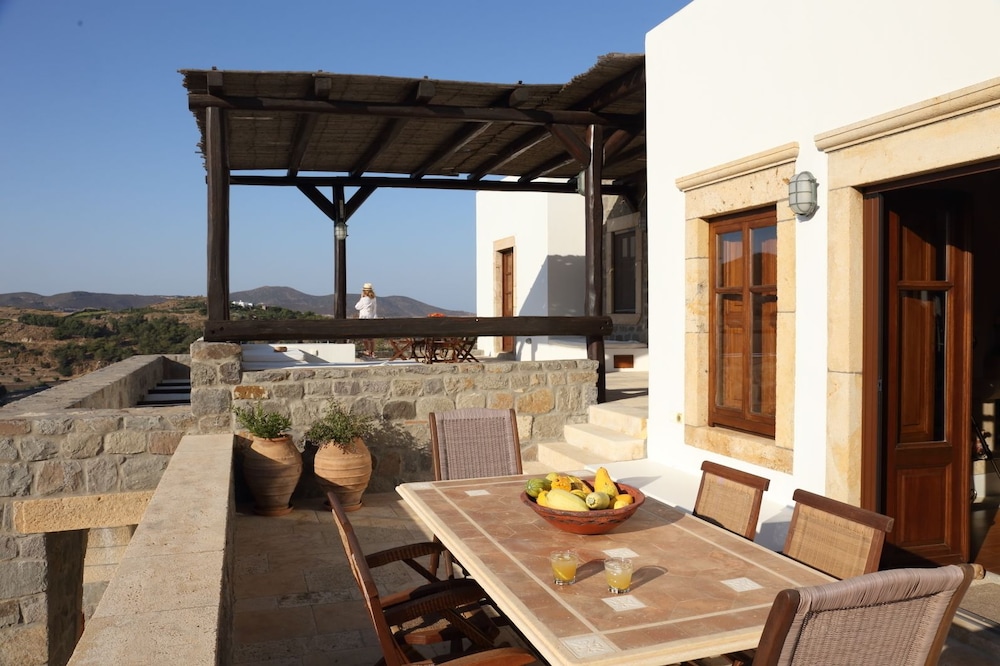 Diamond Villa