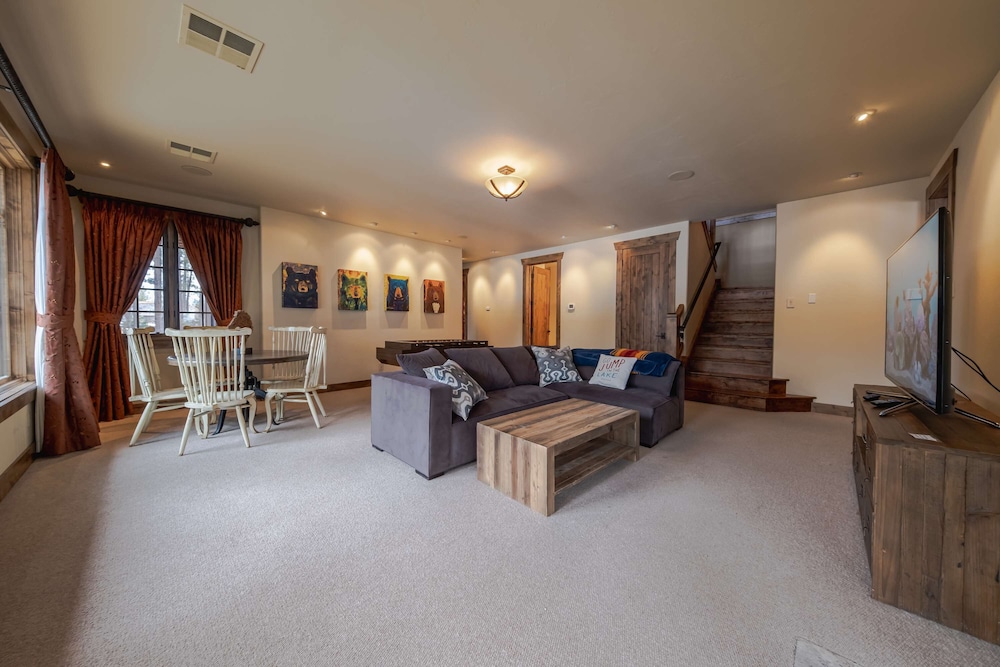 Wilderness Club Chalet