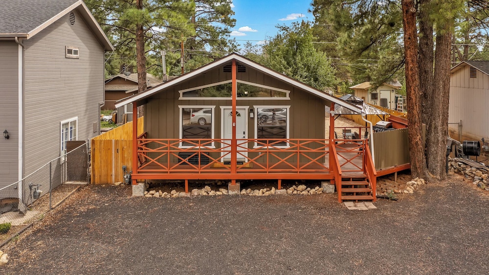 Kiowa Cabin Hideaway 6-guest Mins to Dwtn Trails