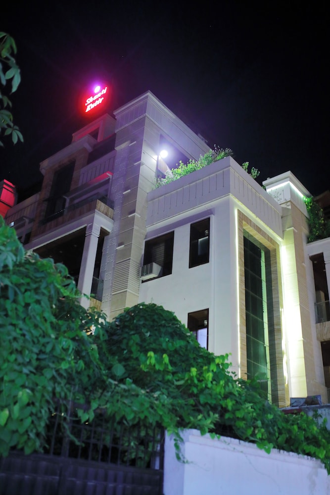 Hotel Shanti Kutir view 2
