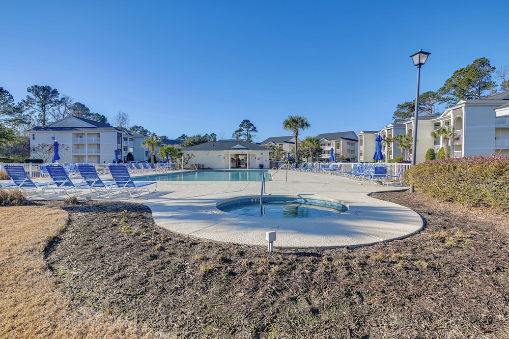 < 1 Mi to Golf: Condo w/ Balcony in Myrtle Beach!