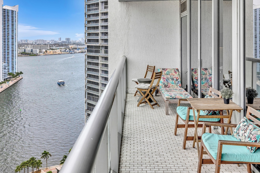 Icon Brickell