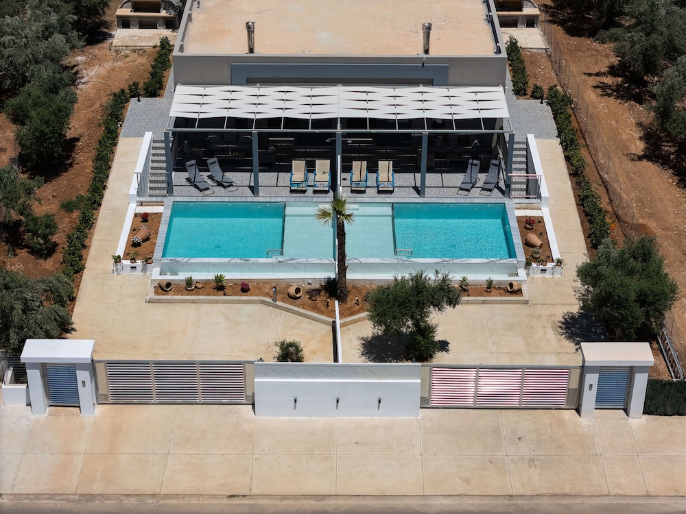 Villa Me and You - With 2 Private Pools