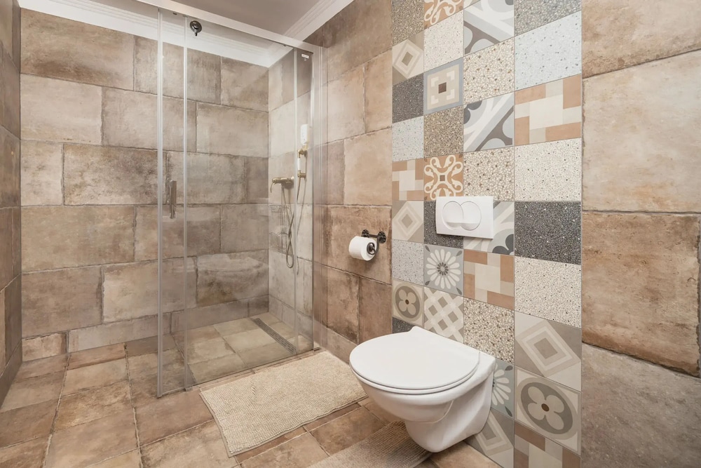 Lulu in Dobrinj With 4 Bedrooms and 4 Bathrooms