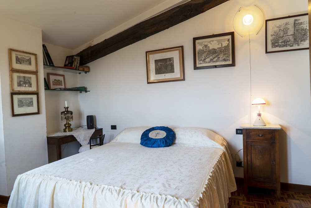 Country Historical House Lucca