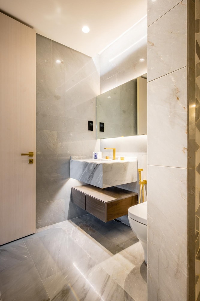 Stylish Apartment at the Five Palm Jumeirah