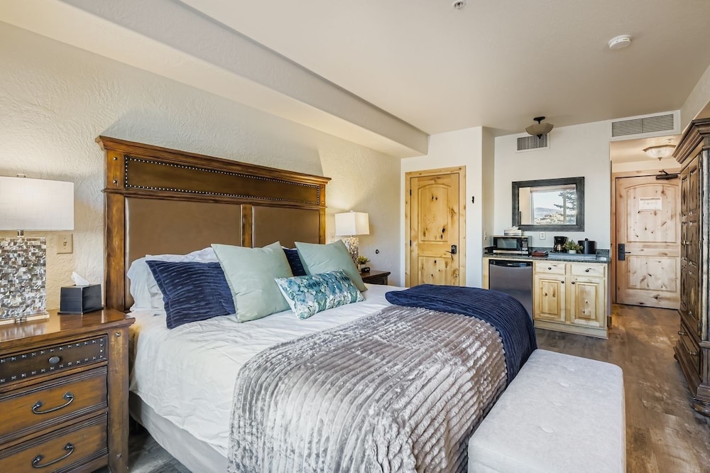 Silverado Getaway 124 1 Bedroom Condo