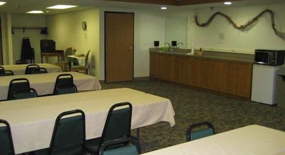 meeting & event spaces