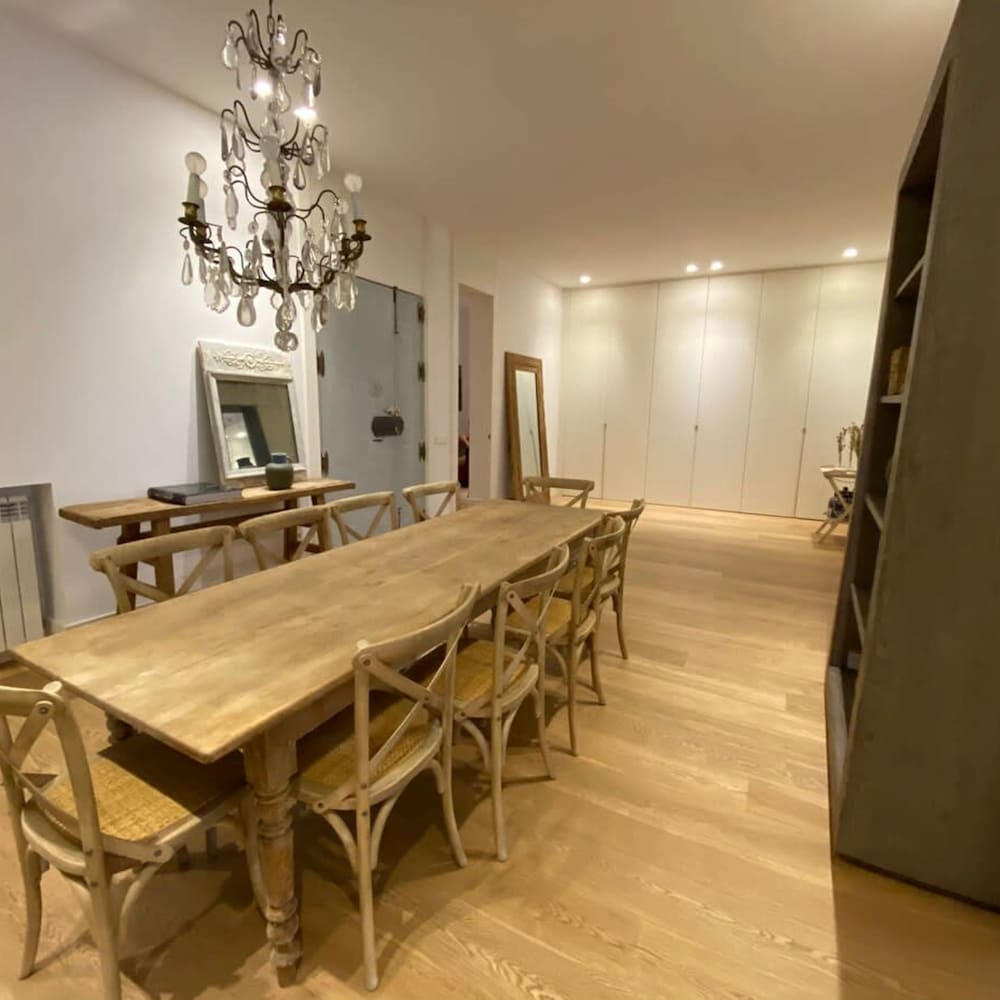 The Pelayo Majestic Luxury 3 Bedroom in Chueca