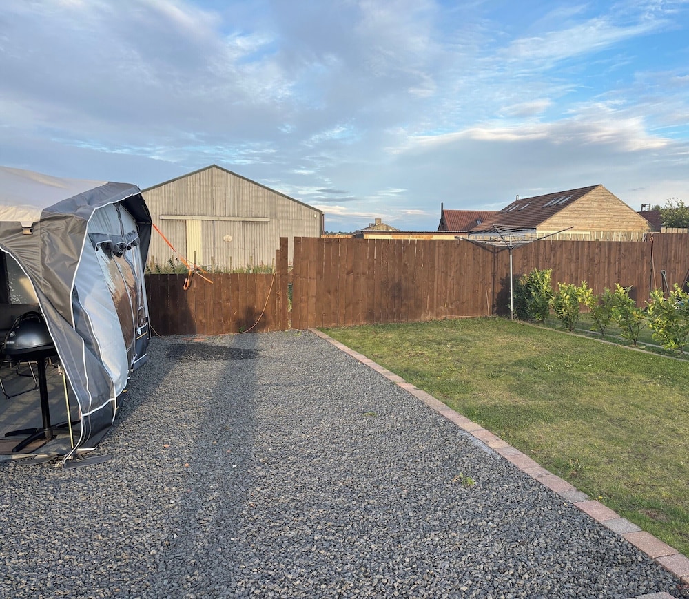 4 Guests - Pet Friendly - Durham Caravan Retreat