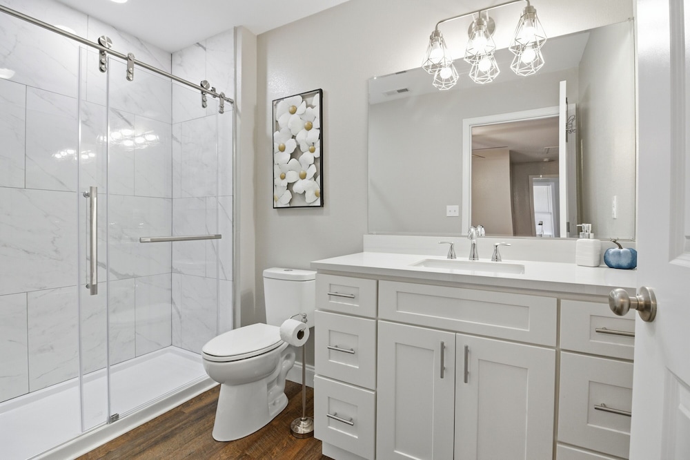 Bright and Cozy 4BR Home