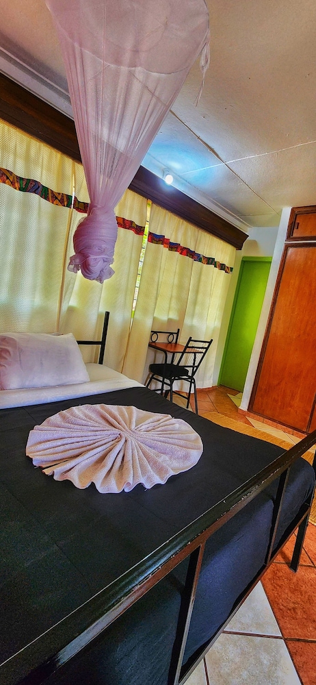 WE TRAVEL HOSTEL