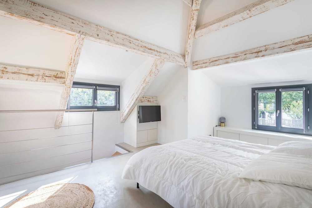Charming Small Private House - Marseille 8th view 3