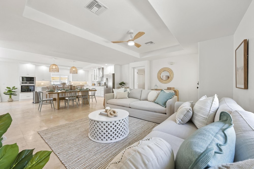 Latitude Adjustment Ami 3 Bedroom Home
