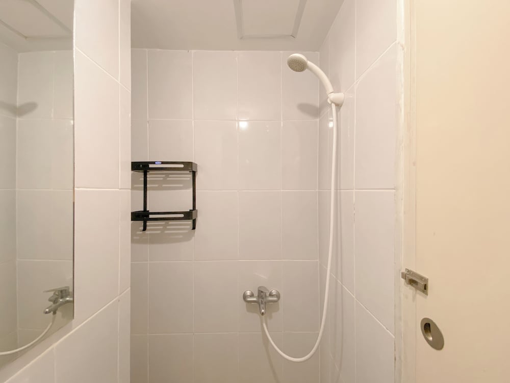 Minimalist And Comfort Studio Apartment Tokyo Riverside Pik 2