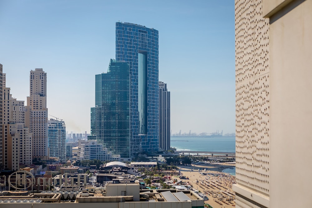 Luxury 1BR at La Vie with beautiful view