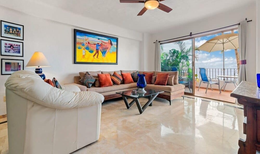 Ocean View 2Br Condo-balcony-beach-pool - 212