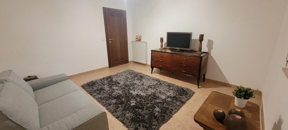 Beautiful Mountain View Home in Castilenti view 3
