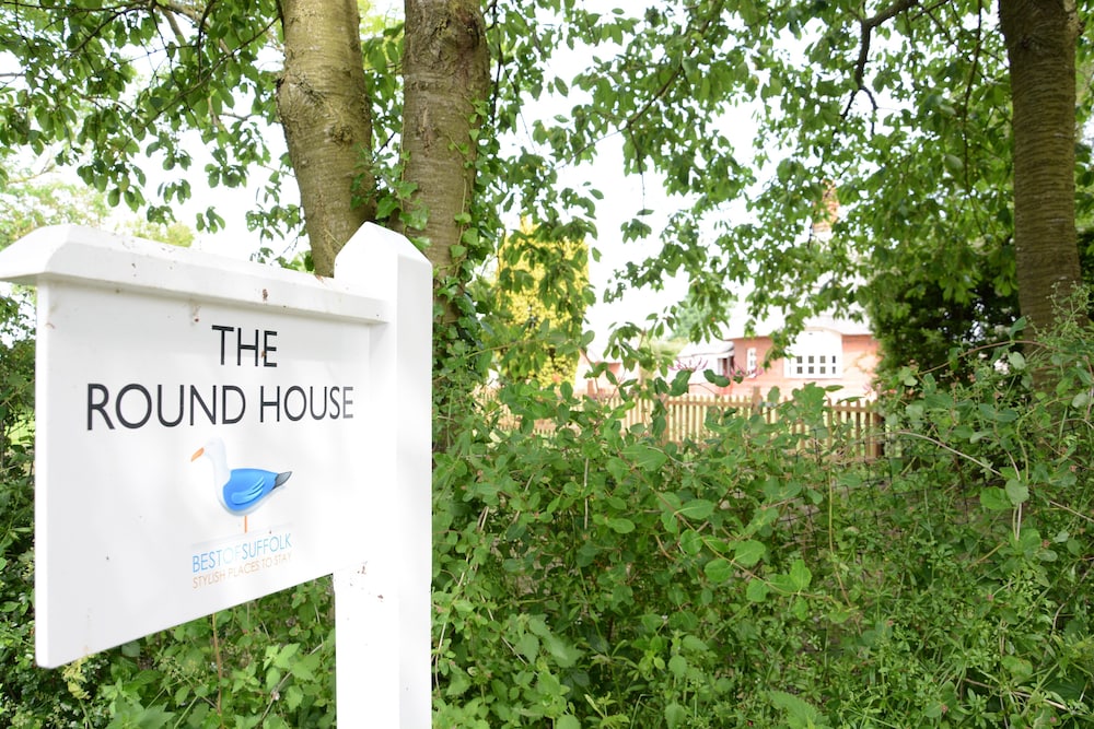 The Round House