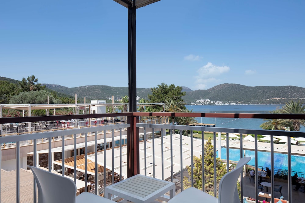 DoubleTree by Hilton Bodrum Isil Club Resort - ULTRA HER ŞEY DAHIL - Image 40