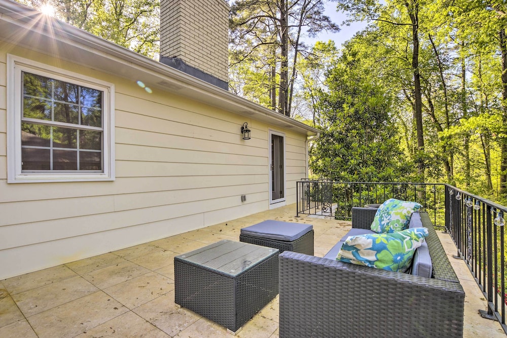 Bright Cary Home With Deck < 15 Mi to Raleigh! - Property Image 14