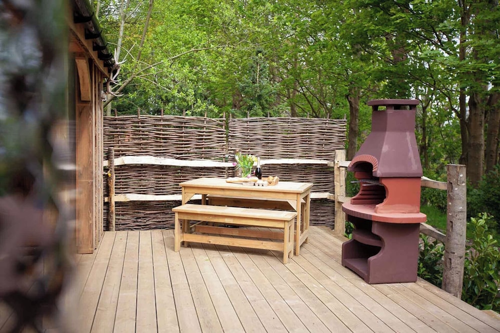 Hayne Barn Estate - Private Estate : 6 Eco Lodges - 1 Studio