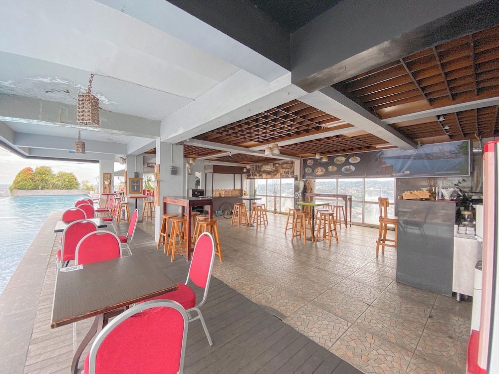 Best Deal and Homey Studio Apartment at Star Semarang