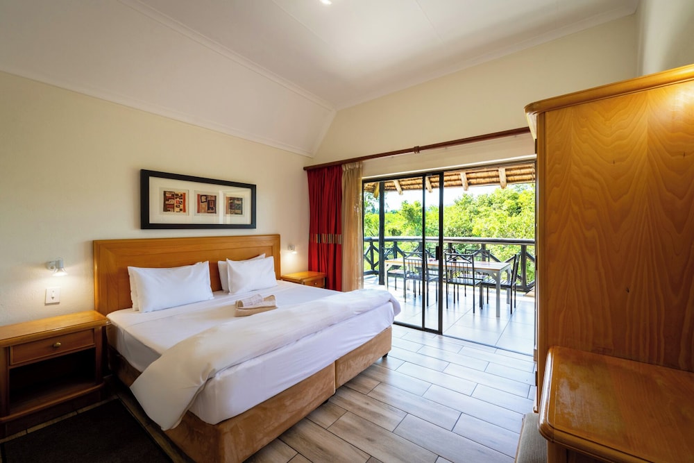 First Group Sanbonani Resort