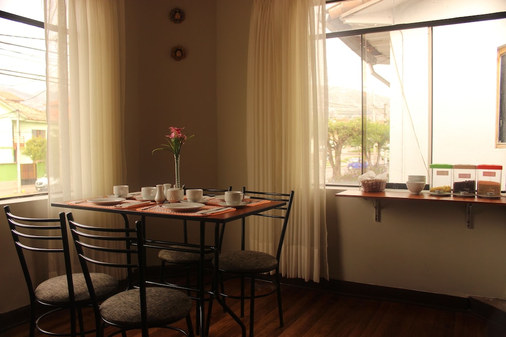 La Escala Guest House