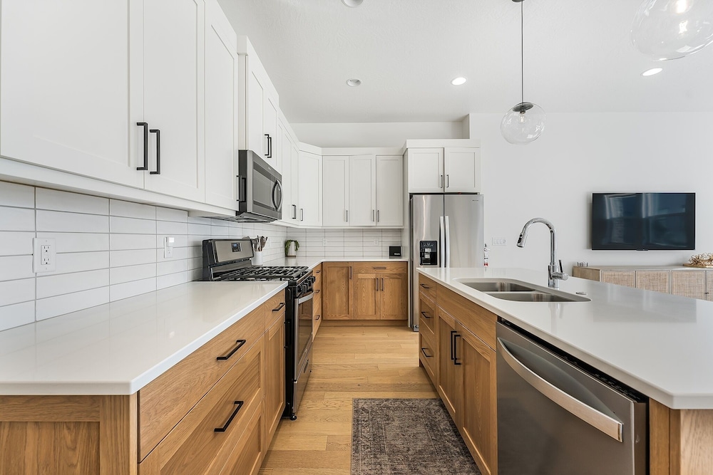 Villa #27 At Bloomington Country Club 4 Bedroom Townhouse