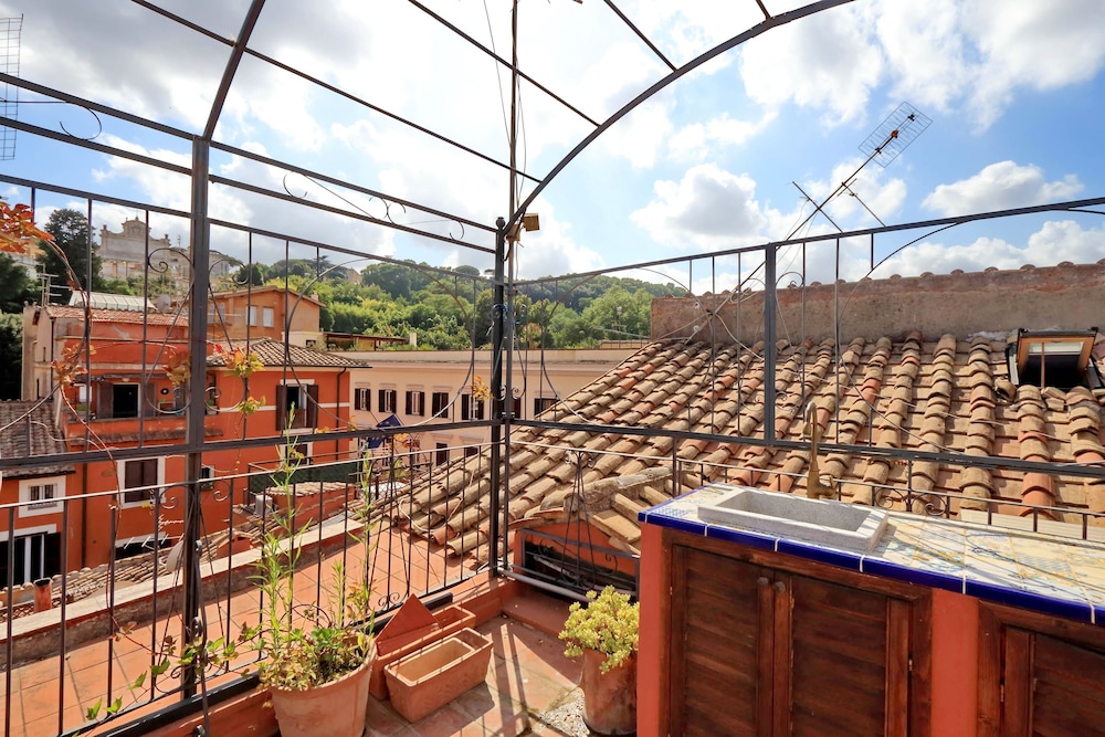 Garibaldi 2 - WR Apartments