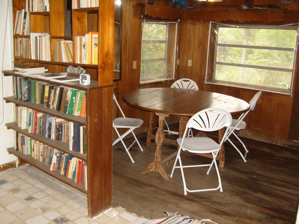 Nelsonville Hotel - Hostel - Property Image 35