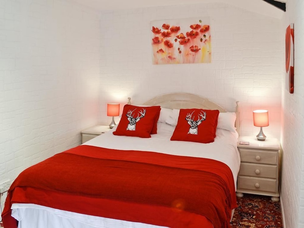 Rosecraddoc Manor Self Catering Holidays view 5