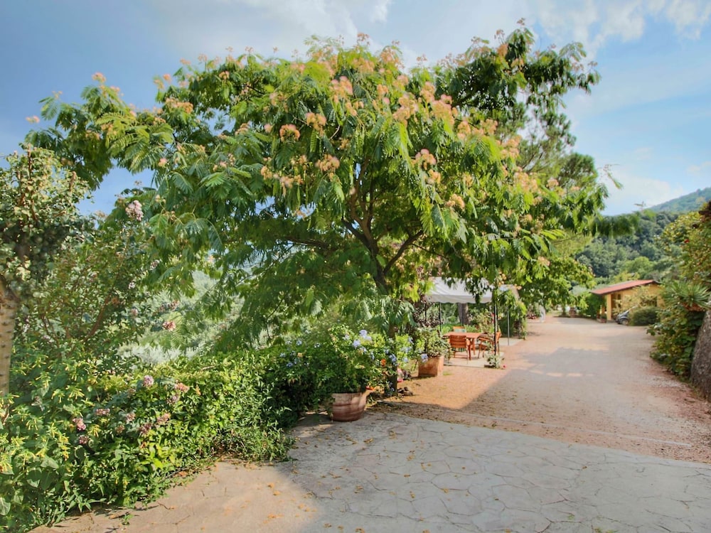 Cottage in Bettona With Pool & Near Assisi view 3