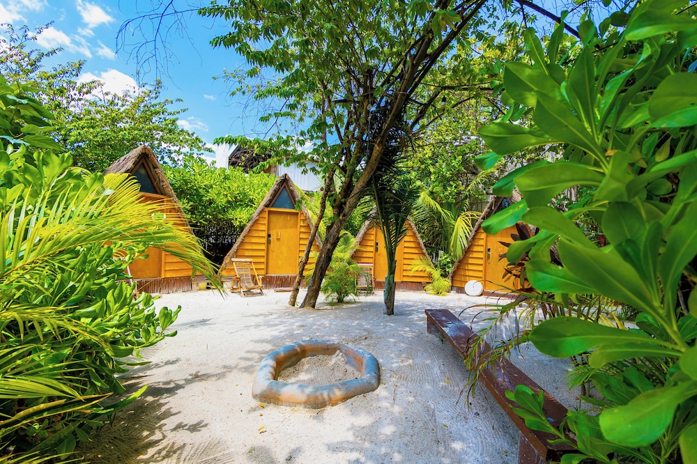 Mía Tulum Tribe