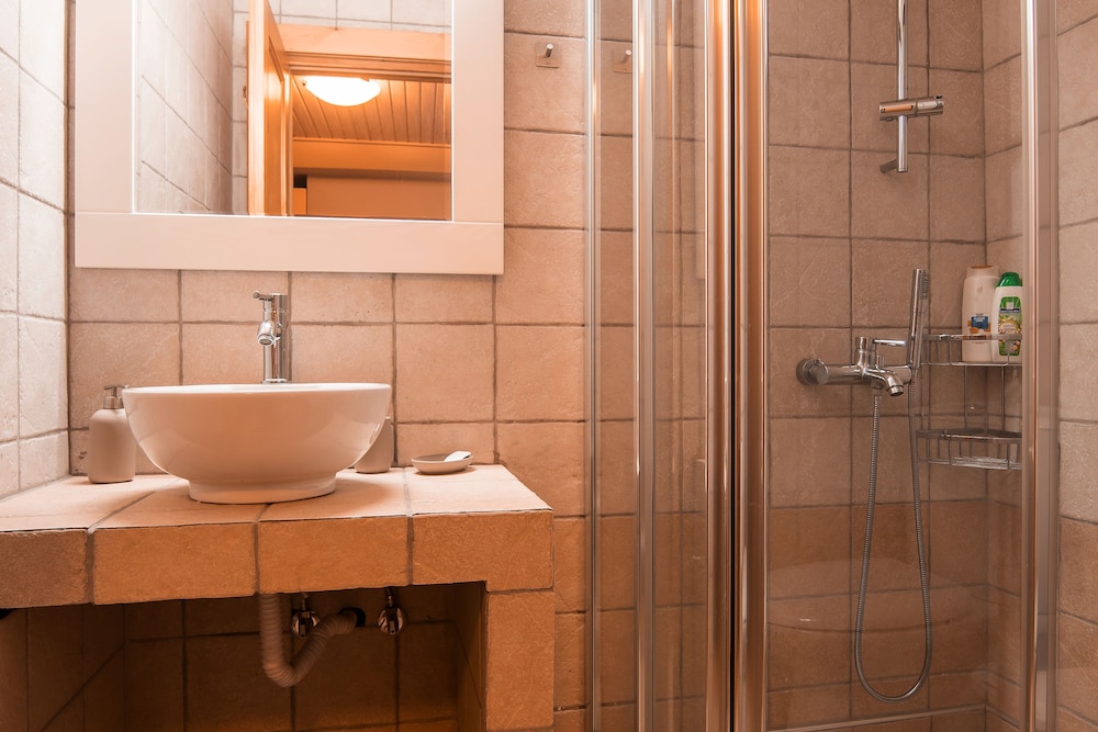 Aelia Hospitality Parnassos