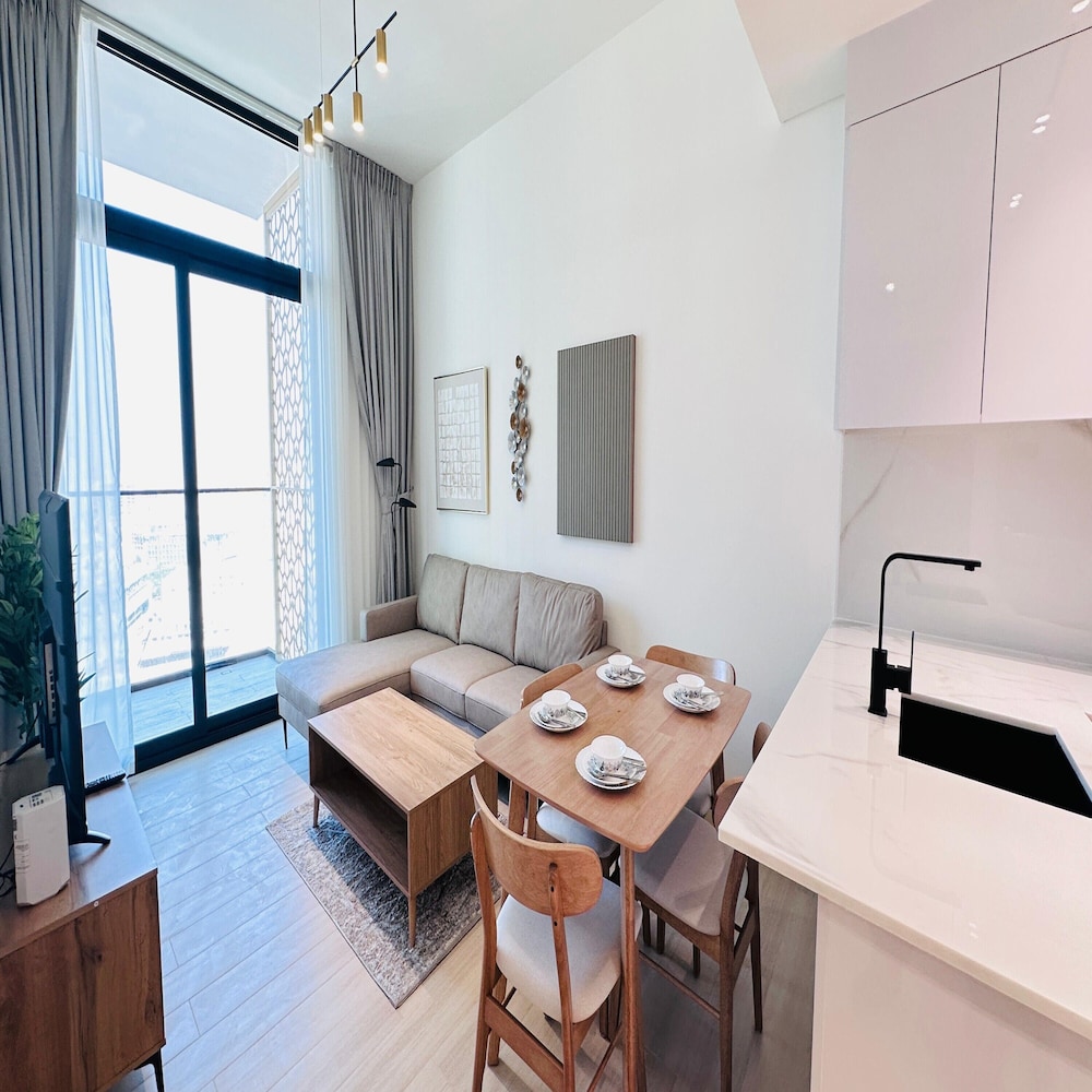 OYO HOME 1479 Premium 1-bed Apartment